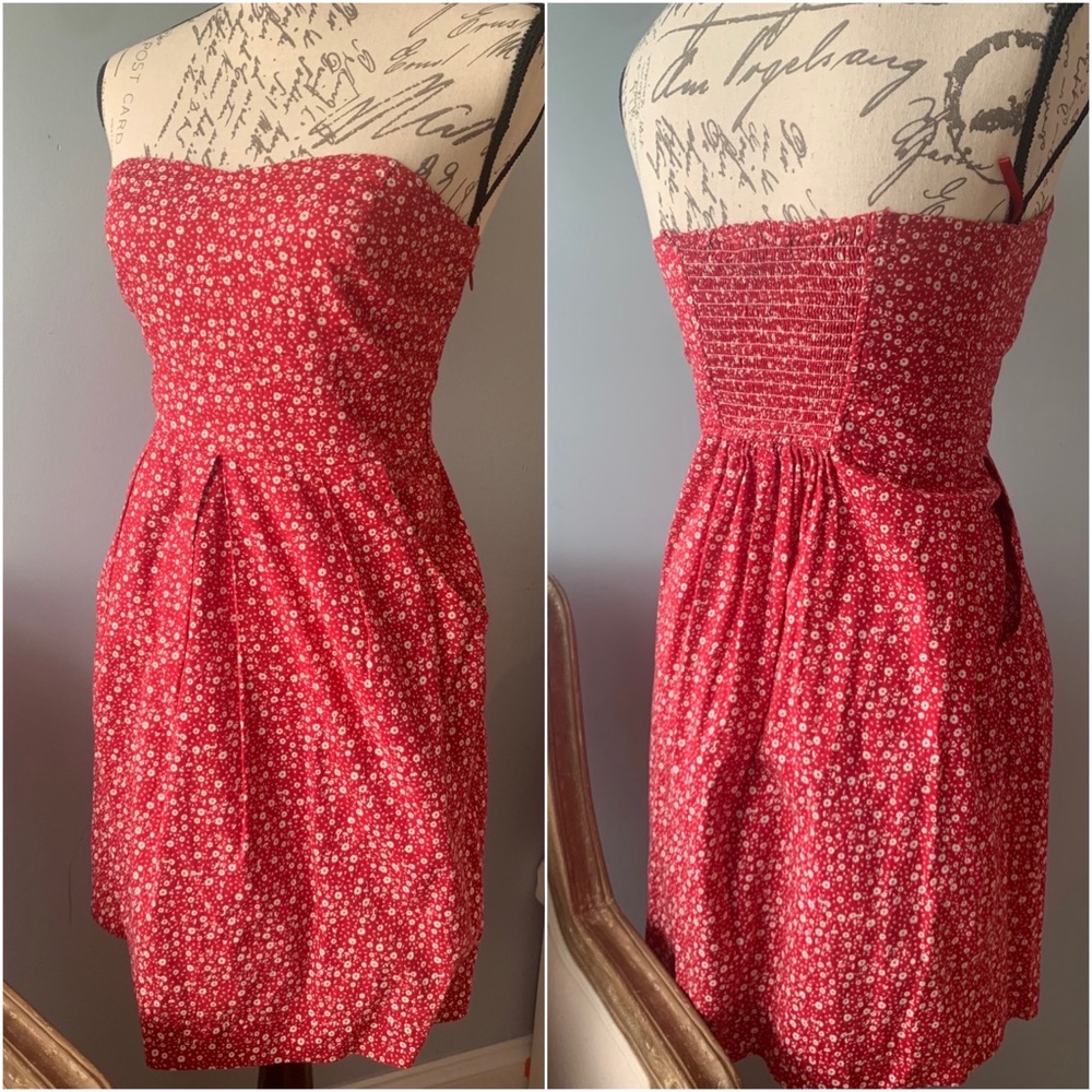❗️SALE❗️Anthropologie Pins and Needles Red Strapless Floral Dress with pockets